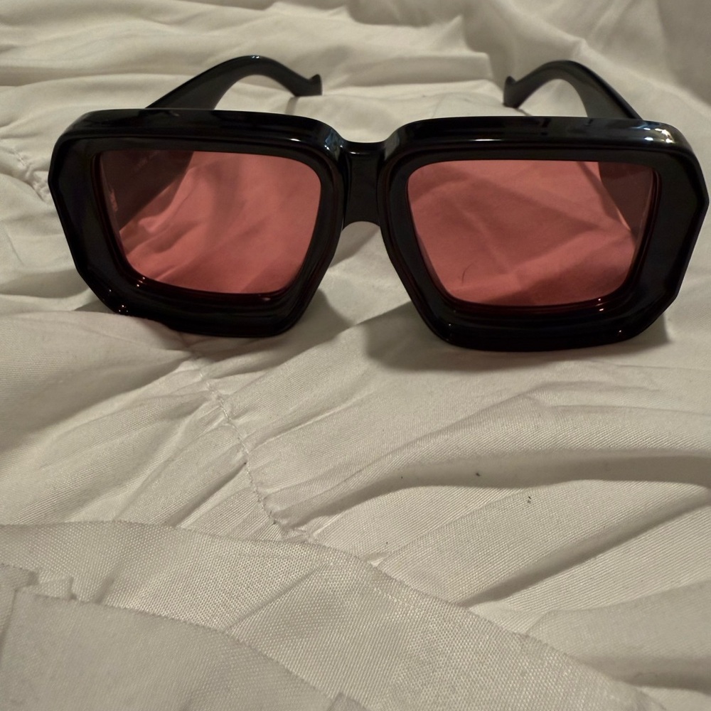 Loewe Black Sunglasses with Pink Lenses